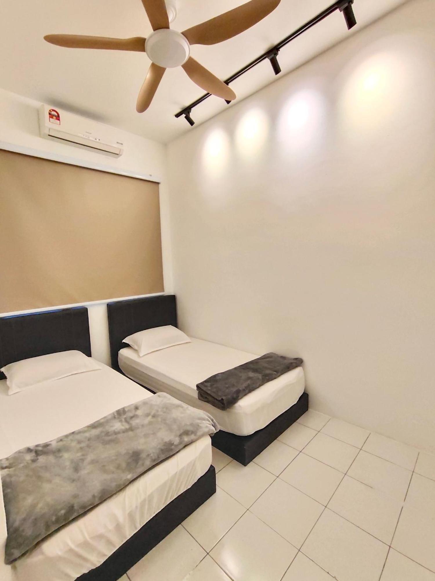 Sakura 1 Homestay Kampar Landed 외부 사진